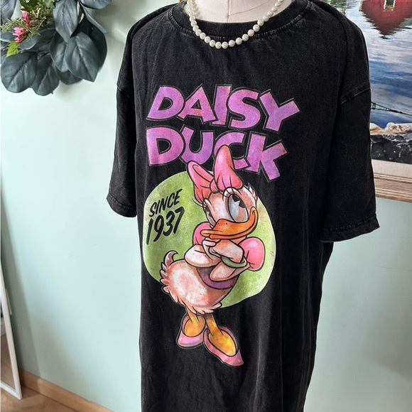 T-Shirt Dress - Picture 2 of 3